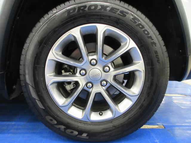 ジープ・グランドチェロキー リミテッド 4WD 後期型 黒革 電動ゲート Uコネクトナビ Bluetooth フロント・サイド・バックカメラ DVD再生 ETC2.0 ドラレコ クルコン ソナー シートヒータ シートクーラ HIDライト タイミングチェーン(16枚目)