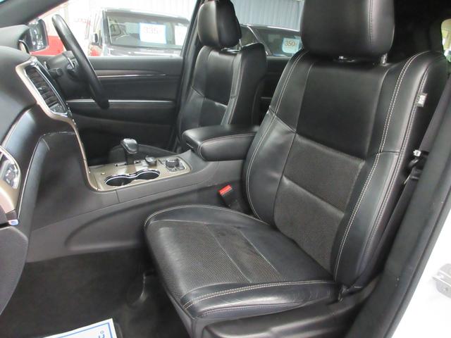 ジープ・グランドチェロキー リミテッド 4WD 後期型 黒革 電動ゲート Uコネクトナビ Bluetooth フロント・サイド・バックカメラ DVD再生 ETC2.0 ドラレコ クルコン ソナー シートヒータ シートクーラ HIDライト タイミングチェーン(23枚目)