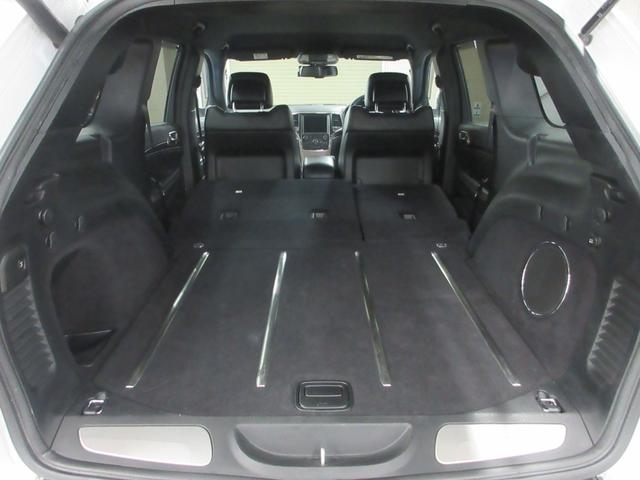 ジープ・グランドチェロキー リミテッド 4WD 後期型 黒革 電動ゲート Uコネクトナビ Bluetooth フロント・サイド・バックカメラ DVD再生 ETC2.0 ドラレコ クルコン ソナー シートヒータ シートクーラ HIDライト タイミングチェーン(64枚目)
