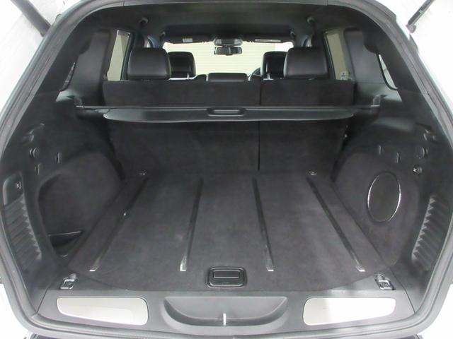 ジープ・グランドチェロキー リミテッド 4WD 後期型 黒革 電動ゲート Uコネクトナビ Bluetooth フロント・サイド・バックカメラ DVD再生 ETC2.0 ドラレコ クルコン ソナー シートヒータ シートクーラ HIDライト タイミングチェーン(65枚目)