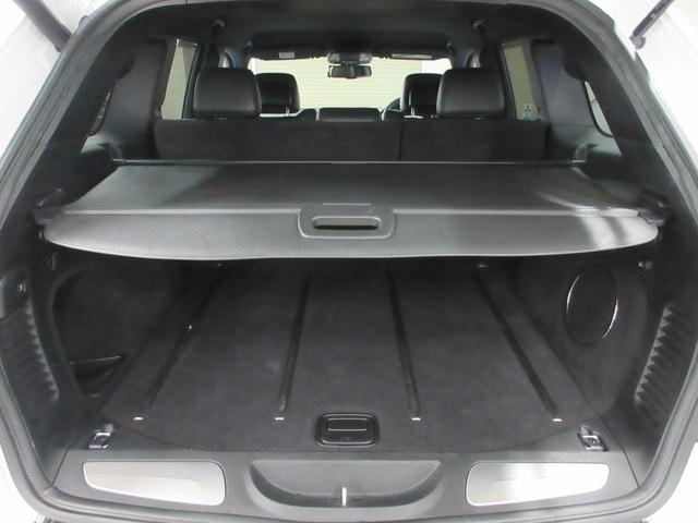 ジープ・グランドチェロキー リミテッド 4WD 後期型 黒革 電動ゲート Uコネクトナビ Bluetooth フロント・サイド・バックカメラ DVD再生 ETC2.0 ドラレコ クルコン ソナー シートヒータ シートクーラ HIDライト タイミングチェーン(66枚目)