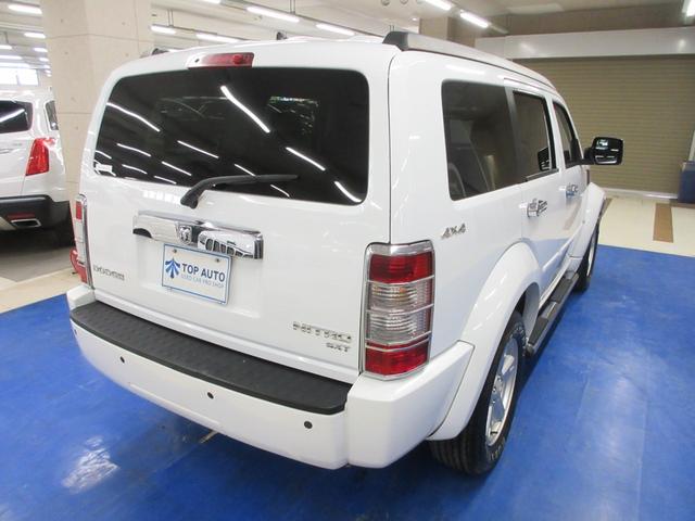 ダッジ・ナイトロ SXT 4WD HDDナビ フルセグ Bluetoothオーディオ サイド・バックカメラ ETC クルコン ソナー 音楽録音 ディスク再生 キーレス LEDライト 17インチアルミ サイドステップ タイミングチェーン(7枚目)