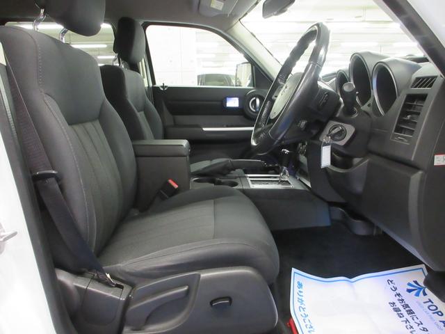 ダッジ・ナイトロ SXT 4WD HDDナビ フルセグ Bluetoothオーディオ サイド・バックカメラ ETC クルコン ソナー 音楽録音 ディスク再生 キーレス LEDライト 17インチアルミ サイドステップ タイミングチェーン(18枚目)