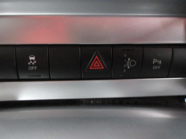 ダッジ・ナイトロ SXT 4WD HDDナビ フルセグ Bluetoothオーディオ サイド・バックカメラ ETC クルコン ソナー 音楽録音 ディスク再生 キーレス LEDライト 17インチアルミ サイドステップ タイミングチェーン(45枚目)