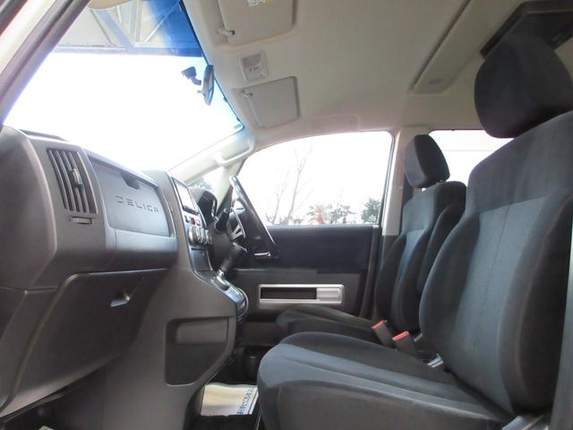 デリカＤ：５ Ｄ　パワーパッケージ　４ＷＤ　両側電動ドア　ＨＤＤナビ　フルセグ　後席モニター　Ｂｌｕｅｔｏｏｔｈオーディオ　ＥＴＣ　バックカメラ　クルコン　音楽録音　ディスク再生　シートヒーター　ＨＩＤライト　後期用ホイール　タイミングチェーン（15枚目）