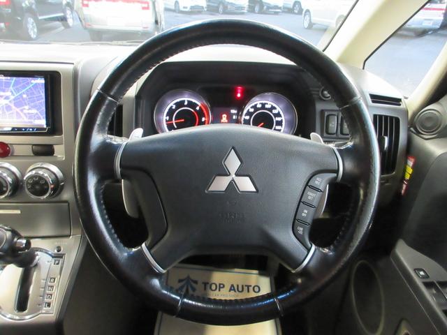 デリカＤ：５ Ｄ　パワーパッケージ　４ＷＤ　両側電動ドア　ＨＤＤナビ　フルセグ　後席モニター　Ｂｌｕｅｔｏｏｔｈオーディオ　ＥＴＣ　バックカメラ　クルコン　音楽録音　ディスク再生　シートヒーター　ＨＩＤライト　後期用ホイール　タイミングチェーン（24枚目）