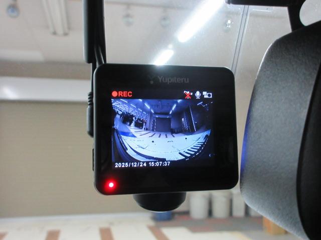 ジープ・ラングラーアンリミテッド サハラ　４ＷＤ　後期型　カロッツェリアナビ　フルセグ　Ｂｌｕｅｔｏｏｔｈ　前後ドラレコ　サイドカメラ　ＥＴＣ　クルーズコントロール　１８インチアルミ　レギュラーガソリン車（36枚目）