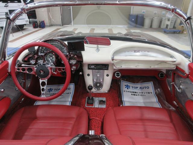 シボレーコルベット Ｃ１　コンバーチブル　１９６１年　レストア車　ハードトップ＆ソフトトップ付　３０５Ｖ８エンジン　ＡＴ４オーバードライブ　アメリカンレーシング　社外エアコン　４輪ディスクブレーキ　車高調　社外オーディオ　バックカメラ　ＥＴＣ　シートヒーター　全塗装（56枚目）