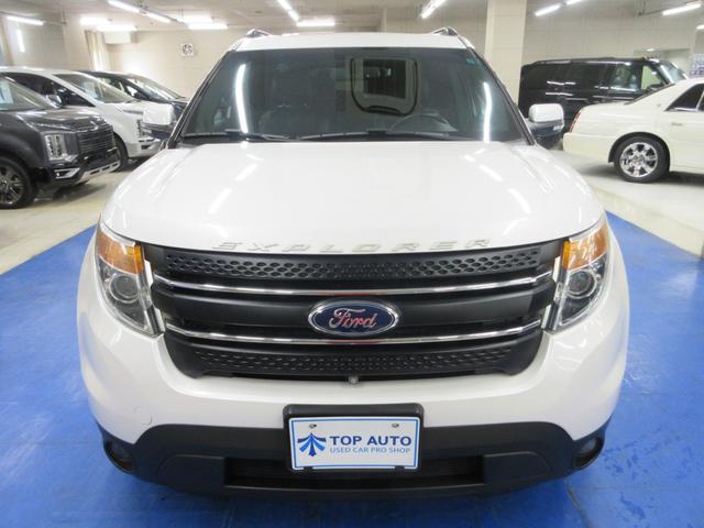 エクスプローラー リミテッド　エコブースト　２ＷＤ　サンルーフ　黒革　電動ゲート　ディスプレイオーディオ　Ｂｌｕｅｔｏｏｔｈ　シートヒーター　シートクーラー　ＥＴＣ　フロント・サイド・バックカメラ　障害物ソナー　クルコン　ＨＩＤ　タイミングチェーン（8枚目）