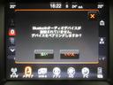トレイルホーク　４ＷＤ　衝突軽減　サンルーフ　ハーフレザー　Ｕコネクトナビ　フルセグ　レーダークルーズ　障害物ソナー　Ｂｌｌｕｅｔｏｏｔｈオーディオ　ＥＴＣ２．０　電動ゲート　サイド・バックカメラ　ブラスポ　１７インチアルミ（40枚目）