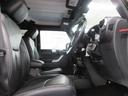 サハラ　４ＷＤ　後期型　黒革シート　メモナビ　フルセグ　サイド・バックカメラ　ＥＴＣ　ドラレコ　クルーズコントロール　シートヒーター　音楽録音機能　ディスク再生　キーレス　１８インチアルミ　レギュラーガソリン仕様（19枚目）