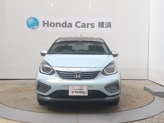 フィット ｅ：ＨＥＶクロスター　ＨｏｎｄａＳＥＮＳＩＮＧ　前後ドラレコ　メモリーナビ　リアカメラ　ＥＴＣ　純正アルミ　１オーナー　パワーウィンドウ　パワーステアリング　ＥＣＯモード　ＬＥＤヘッドランプ　記録簿　スマートキー　Ｄレコ（5枚目）