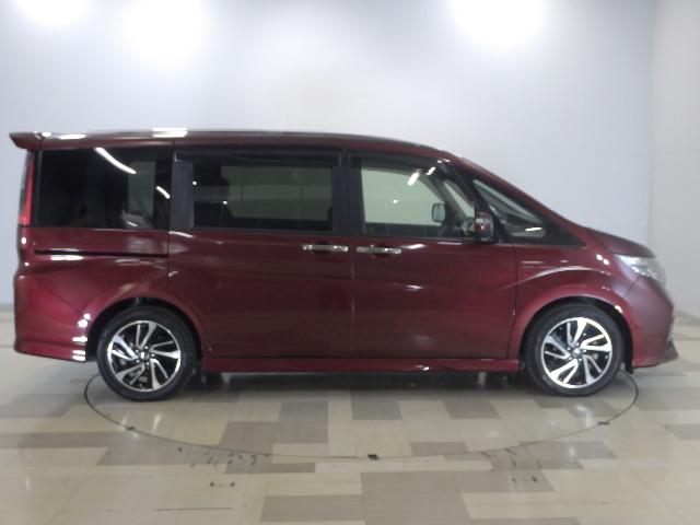 ステップワゴンスパーダ スパーダ・クールスピリットホンダセンシング　７人　後席モニター　前後ドラレコ　メモリーナビ　リアカメラ　ＥＴＣ　純正アルミ　ドアバイザー　サイドエアバック　スマートキ　左右電動スライドドア　バックモニタ　Ｗエアコン　地ＴＶ　ナビ＆ＴＶ　ＵＳＢ（28枚目）