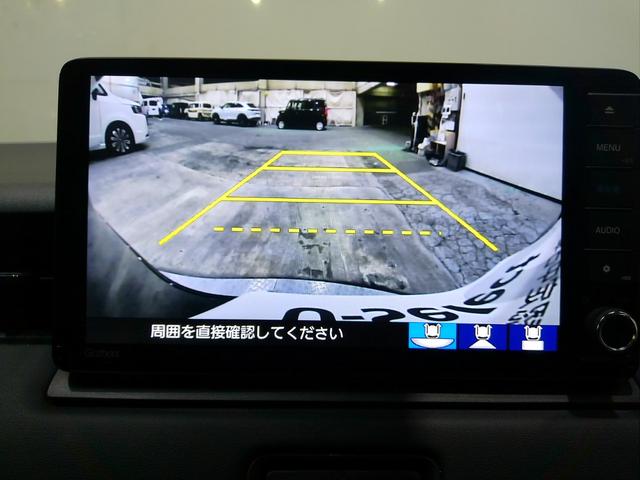 ヴェゼル ｅ：ＨＥＶＸ　ＨｏｎｄａＳＥＮＳＩＮＧ　ドラレコ　メモリーナビ　リアカメラ　ＥＴＣ　ワンオーナー　前後障害物センサー　ＡＡＣ　１オーナ　イモビライザー　スマ－トキ－　誤発進抑制　ＰＷ　クルコン　ＥＳＣ　キーフリー（4枚目）