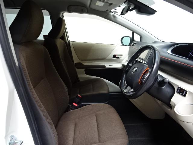 シエンタ ハイブリッドG ナビゲーションETC両側電動スライドドアリアカメラアルミホイールワンオーナー7人 ブレーキサポート 電動格納式ドアミラー USB接続 LEDライト Bカメラ 地デジ Aライト 衝突安全ボディ クルコン(20枚目)