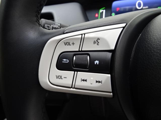 フィット e:HEVホーム 当社デモカー HondaSENSING メモリーナビ リアカメラ ETC USB Bluetooth パーキングセンサー LEDライト 前後誤発進抑制機能 クリソナ 助手席エアバッグ 運転席エアバッグ(5枚目)