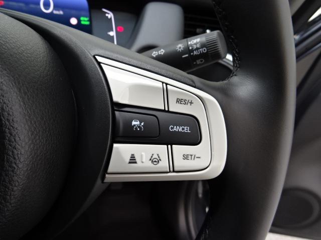 フィット e:HEVホーム 当社デモカー HondaSENSING メモリーナビ リアカメラ ETC USB Bluetooth パーキングセンサー LEDライト 前後誤発進抑制機能 クリソナ 助手席エアバッグ 運転席エアバッグ(6枚目)