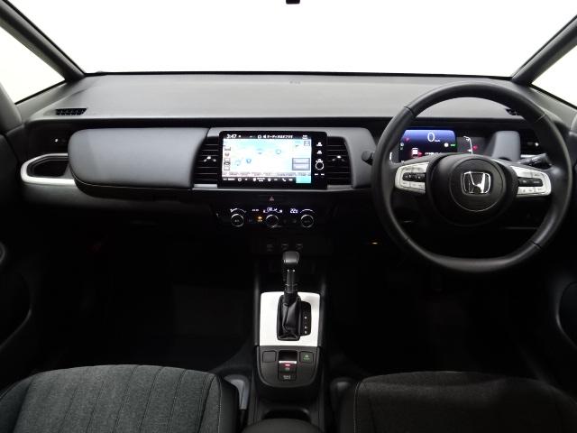 フィット e:HEVホーム 当社デモカー HondaSENSING メモリーナビ リアカメラ ETC USB Bluetooth パーキングセンサー LEDライト 前後誤発進抑制機能 クリソナ 助手席エアバッグ 運転席エアバッグ(13枚目)