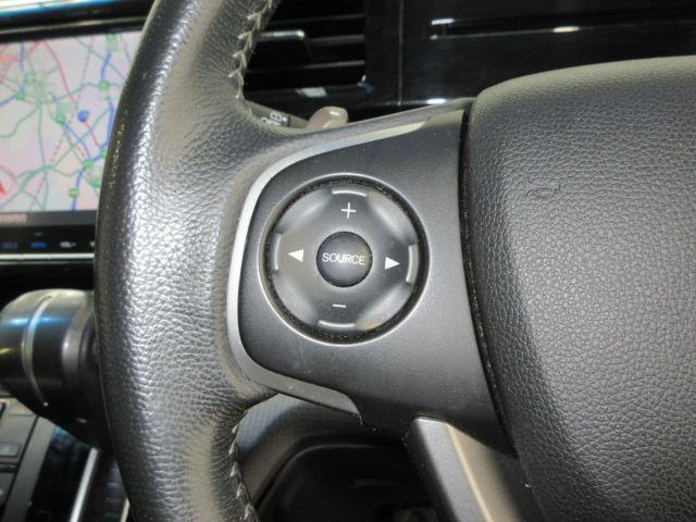 ステップワゴンスパーダ スパーダホンダセンシング　８人　ＨｏｎｄａＳＥＮＳＩＮＧ　ドラレコ　メモリーナビ　リヤカメラ　ＥＴＣ　フルセグＴＶ　純正アルミホイール　盗難防止　助手席エアバッグ　Ｗパワスラ　記録簿有　地デジ　サイドエアバッグ　ＬＥＤライト（7枚目）