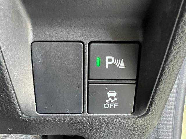 N-VAN+スタイル ファン・ターボ リフトアップ車 社外アルミホイール 純正ナビゲーション 前後ドライブレコーダー ETC USBポート ナビTV 電格ミラー キーレスエントリー 横滑り防止機能 レーンキープ DVD フルセグTV(12枚目)