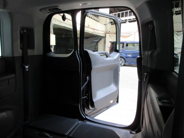 ステップワゴンスパーダ ｅ：ＨＥＶスパーダＧホンダセンシング　７人　ＨｏｎｄａＳＥＮＳＩＮＧ　前後ドラレコ　メモリーナビ　リヤカメラ　ＥＴＣ　フルセグＴＶ　純正アルミホイール　ワンオーナー　ウォークスルー　ＬＥＤライト　ドライブレコーダ　セキュリティアラーム（33枚目）