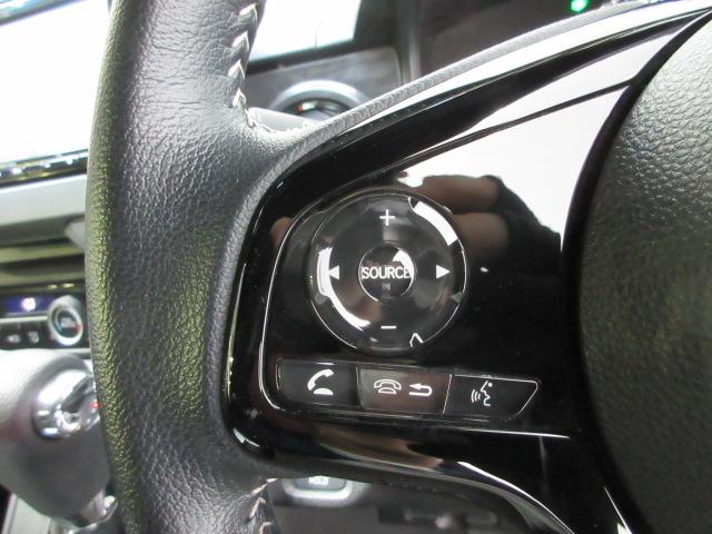 N-ONE プレミアム HondaSENSING 前後ドラレコ メモリーナビ リヤカメラ ETC2.0 シートヒーター 純正アルミホイール ワンオーナー USBポート レーンキープ 衝突軽減 DVD再生 ESC LED(7枚目)