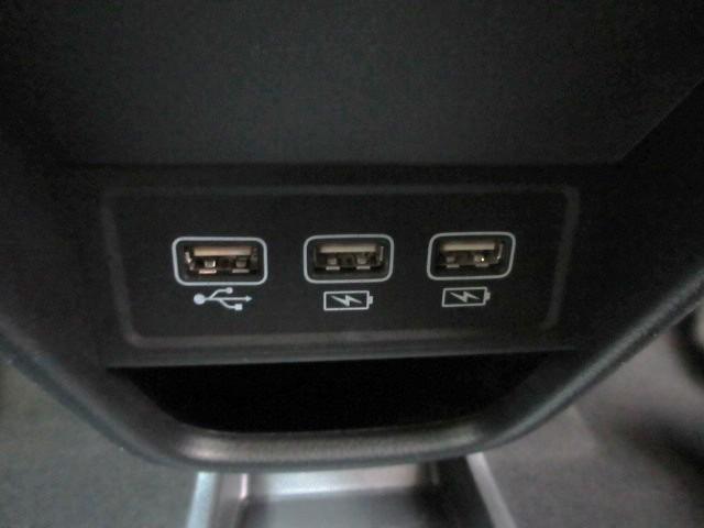 N-ONE プレミアム HondaSENSING 前後ドラレコ メモリーナビ リヤカメラ ETC2.0 シートヒーター 純正アルミホイール ワンオーナー USBポート レーンキープ 衝突軽減 DVD再生 ESC LED(11枚目)