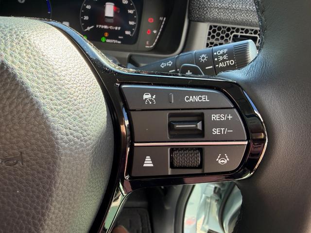 ステップワゴン ｅ：ＨＥＶエアー　当社デモカーナビマルチカメラドラレコＥＴＣ　前後誤発進抑制　パワーステアリング　両側Ｐスライドドア　助手席エアバッグ　ＵＳＢ接続　サイドカーテンエアバック　パーキングセンサー　ＬＥＤヘッドランプ（19枚目）