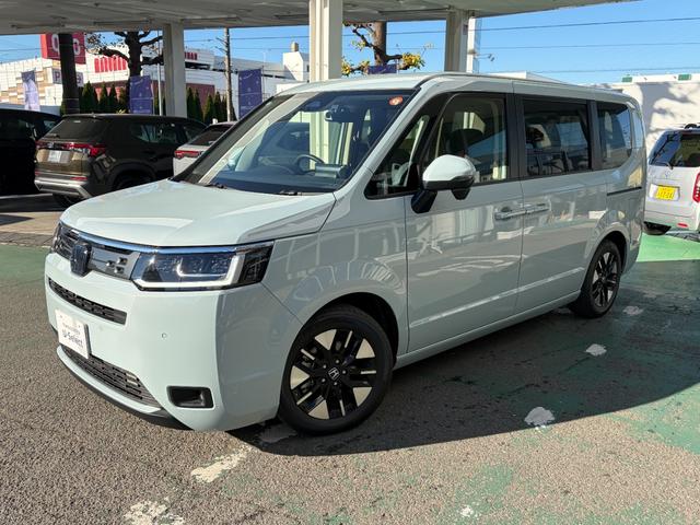 ステップワゴン ｅ：ＨＥＶエアー　当社デモカーナビマルチカメラドラレコＥＴＣ　前後誤発進抑制　パワーステアリング　両側Ｐスライドドア　助手席エアバッグ　ＵＳＢ接続　サイドカーテンエアバック　パーキングセンサー　ＬＥＤヘッドランプ（22枚目）