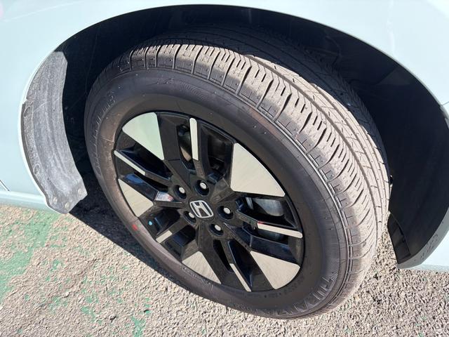 ステップワゴン ｅ：ＨＥＶエアー　当社デモカーナビマルチカメラドラレコＥＴＣ　前後誤発進抑制　パワーステアリング　両側Ｐスライドドア　助手席エアバッグ　ＵＳＢ接続　サイドカーテンエアバック　パーキングセンサー　ＬＥＤヘッドランプ（24枚目）