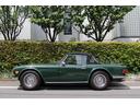 TRIUMPH TR-6