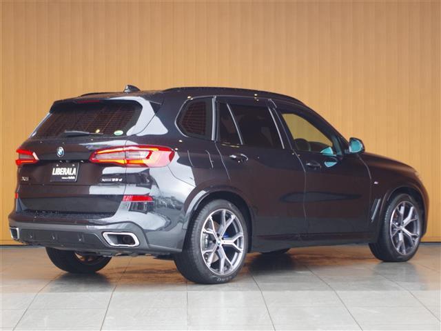 Ｘ５ ｘＤｒｉｖｅ　３５ｄ　Ｍスポーツ　スカイラウンジパノラマサンルーフ　プラスＰＫＧ　クリスタルシフトノブ　ＤＶＤプレーヤー　ブラウンレザーシート　３６０°カメラ　全席シートヒーター　ＡＣＣ　ＬＫＡ　ＬＤＷ　パワーシート　ワイヤレス充電（41枚目）