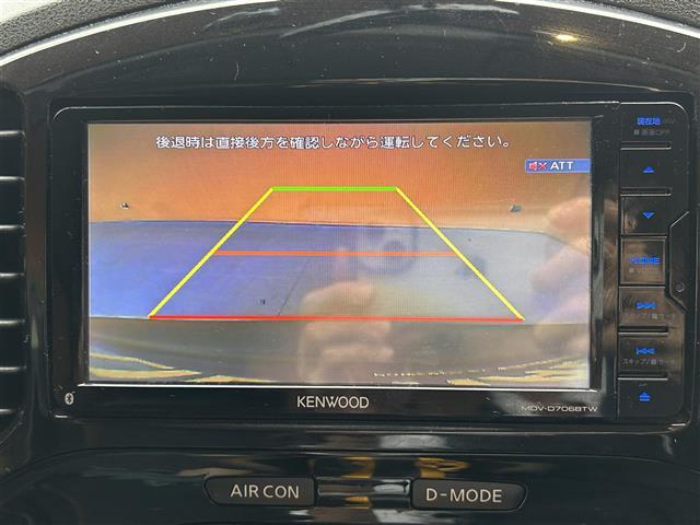 ジューク 15RX パーソナライゼーション 社外7インチナビゲーション/前後Dレコーダー/バックカメラ/フルセグTV/ETC/純正アルミホイール/フロアマット/オートライト/横滑り防止装置/スペアキー/電動格納ミラー(4枚目)