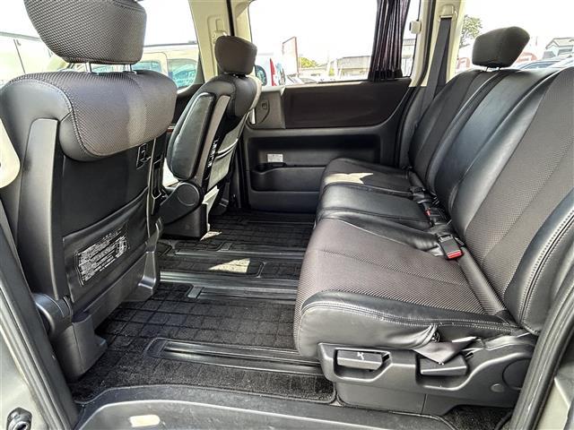 エルグランド ハイウェイスター 純正ナビゲーション/バックカメラ/片側パワースライドドア/ETC/純正フロアマット/クォーターガラス開閉/純正アルミホイール/AFS/スペアキー/取扱説明書(24枚目)