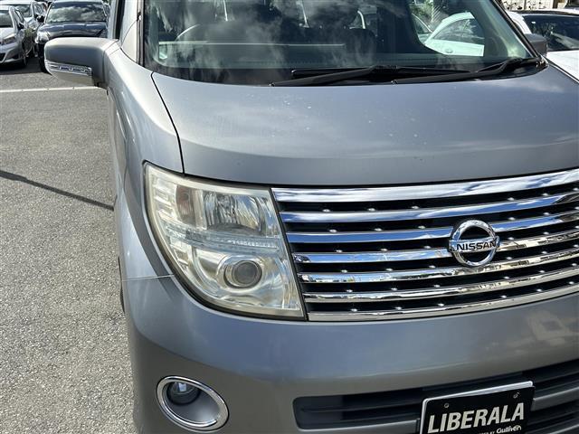 エルグランド ハイウェイスター 純正ナビゲーション/バックカメラ/片側パワースライドドア/ETC/純正フロアマット/クォーターガラス開閉/純正アルミホイール/AFS/スペアキー/取扱説明書(35枚目)