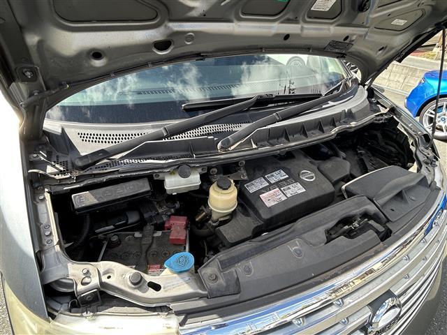 エルグランド ハイウェイスター 純正ナビゲーション/バックカメラ/片側パワースライドドア/ETC/純正フロアマット/クォーターガラス開閉/純正アルミホイール/AFS/スペアキー/取扱説明書(37枚目)