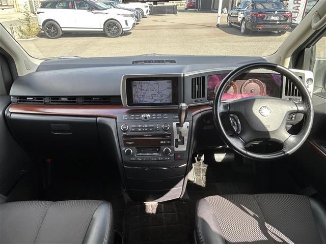 エルグランド ハイウェイスター 純正ナビゲーション/バックカメラ/片側パワースライドドア/ETC/純正フロアマット/クォーターガラス開閉/純正アルミホイール/AFS/スペアキー/取扱説明書(42枚目)