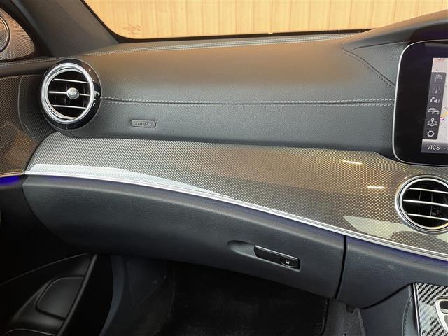 Eクラス E43 4マチック(19枚目)