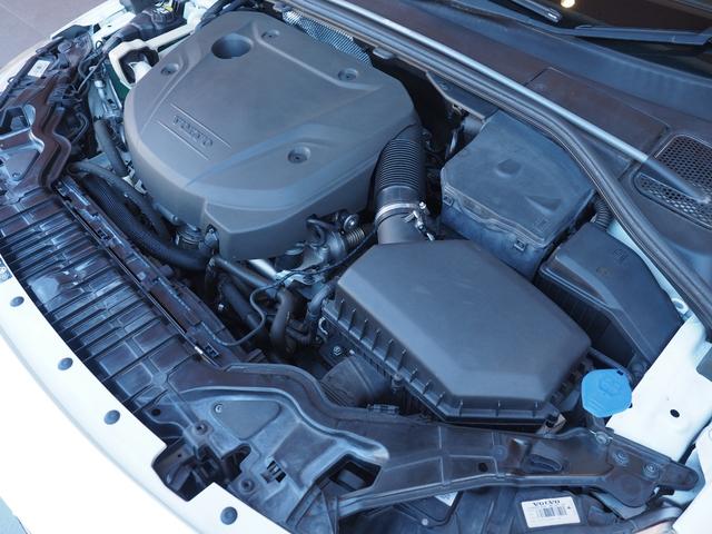 D4 Rデザイン インテリセーフ 黒革シート ACC 衝突軽減B LKA BLIS 純正ナビTV Bカメラ 純正18AW バイキセノン スマートキー パワーシート/ヒーター パーキングセンサー ハイビームアシスト(33枚目)