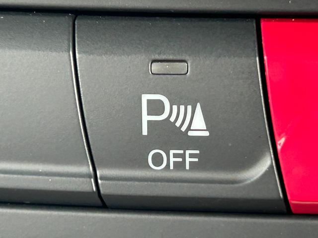 ジープ・レネゲード リミテッド 白革シート シートヒーター パワーシート 社外8インチナビ TV バックカメラ Bluetooth ステアリングヒーター ETC クルコン BSM LKA コーナーセンサー 純正17インチAW ETC(11枚目)