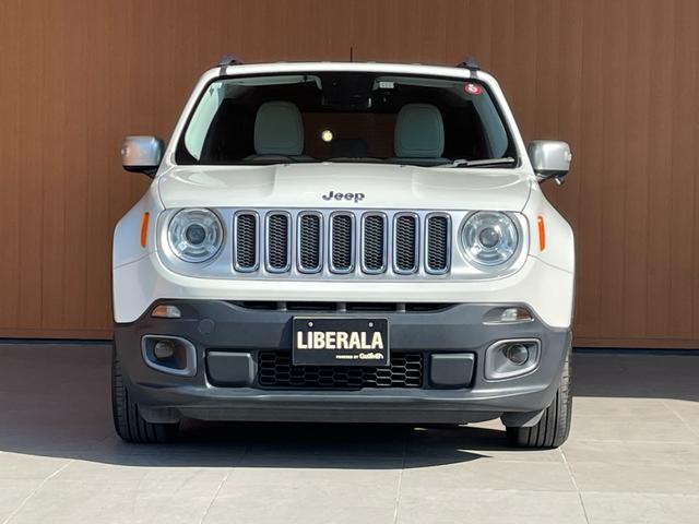 ジープ・レネゲード リミテッド 白革シート シートヒーター パワーシート 社外8インチナビ TV バックカメラ Bluetooth ステアリングヒーター ETC クルコン BSM LKA コーナーセンサー 純正17インチAW ETC(35枚目)