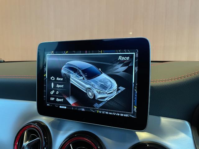 ＣＬＡクラス シューティングブレーク ＣＬＡ４５　４マチック　シューティングブレーク　パノラミックスライディングルーフ　黒革シート　シートヒーター　純正ナビ　フルセグＴＶ　バックカメラ　ＡｐｐｌｅＣａｒＰｌａｙ　Ｂｌｕｅｔｏｏｔｈ　ＡＣＣ　ブラインドスポット　アイドリングストップ（15枚目）
