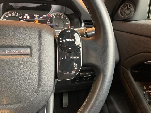 レンジローバーイヴォーク Ｓ　黒革シート　シートヒーター　パワーシート　純正ナビ　３６０°カメラ　ＣａｒＰｌａｙ　ドライブパック　ＡＣＣ　ＬＫＡ　ＢＳＭ　キーレスエントリー　純正１８インチＡＷ　ＬＥＤヘッドライト　ＥＴＣ（12枚目）