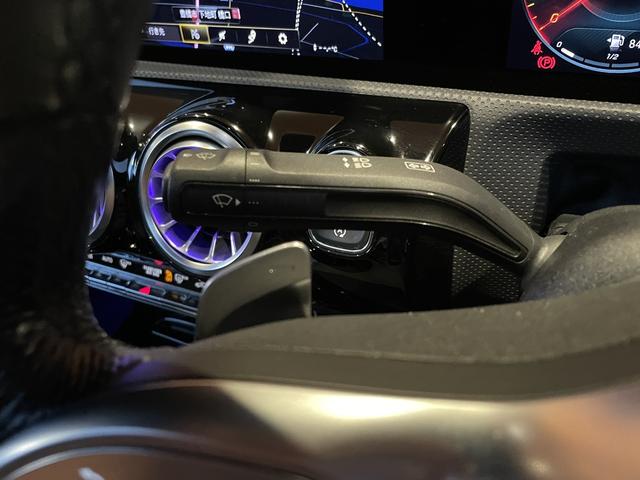 ＣＬＡクラス ＣＬＡ２００ｄ　ＡＭＧライン　パノラマサンルーフ　レザーエクスクルーシブ　黒革シート　シートヒーター　アドバンスドＰＫＧ　アドバンスドサウンド　ヘッドアップディスプレイ　純正ナビ　フルセグＴＶ　３６０度カメラ　ＡＣＣ　ＬＫＡ（9枚目）
