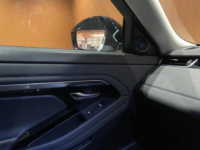 レンジローバーイヴォーク Ｓ　Ｄ２００　ワンオーナー　黒革　シートヒーター　パワーシート　ドライブパック　ナビ　ＣａｒＰｌａｙ　３６０度カメラ　Ｂｌｕｅｔｏｏｔｈ　ＡＣＣ　ＬＫＡ　ブラインドスポット　ＬＥＤヘッドライト　純正２０インチＡＷ（15枚目）