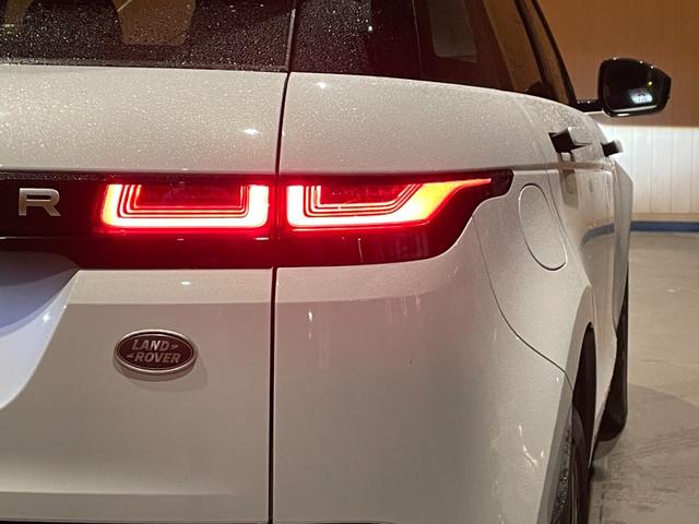 レンジローバーイヴォーク Ｓ　Ｄ２００　ワンオーナー　黒革　シートヒーター　パワーシート　ドライブパック　ナビ　ＣａｒＰｌａｙ　３６０度カメラ　Ｂｌｕｅｔｏｏｔｈ　ＡＣＣ　ＬＫＡ　ブラインドスポット　ＬＥＤヘッドライト　純正２０インチＡＷ（42枚目）