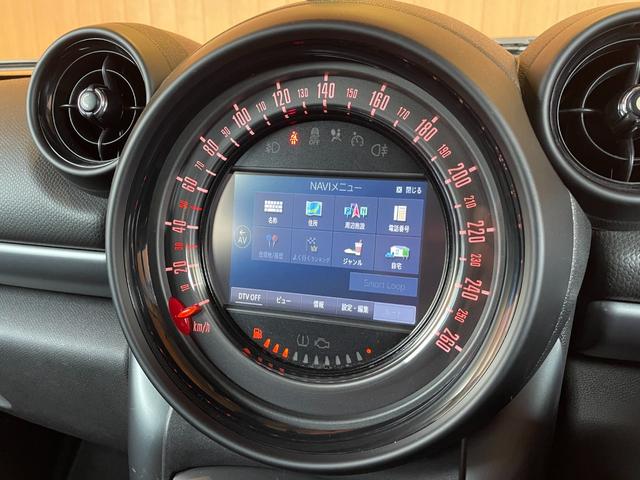 MINI クーパーSD クロスオーバー ナビ TV Bluetooth バックカメラ パドルシフト キーレス ETC 純正17インチブラックホイール HIDブラックヘッドライト オートライト ピアノブラックエクステリア アンビエントライト(7枚目)