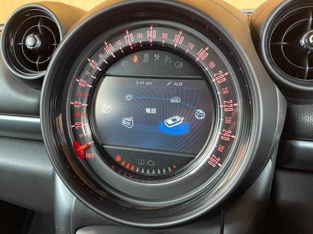 MINI クーパーSD クロスオーバー ナビ TV Bluetooth バックカメラ パドルシフト キーレス ETC 純正17インチブラックホイール HIDブラックヘッドライト オートライト ピアノブラックエクステリア アンビエントライト(9枚目)