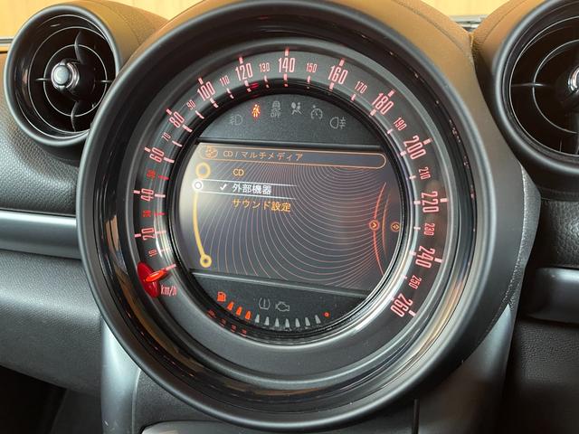 MINI クーパーSD クロスオーバー ナビ TV Bluetooth バックカメラ パドルシフト キーレス ETC 純正17インチブラックホイール HIDブラックヘッドライト オートライト ピアノブラックエクステリア アンビエントライト(10枚目)