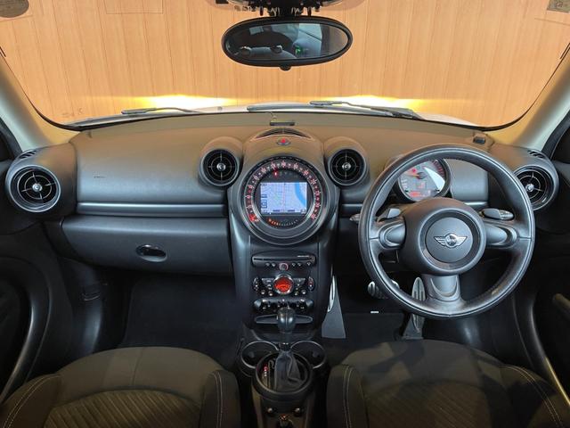 MINI クーパーSD クロスオーバー ナビ TV Bluetooth バックカメラ パドルシフト キーレス ETC 純正17インチブラックホイール HIDブラックヘッドライト オートライト ピアノブラックエクステリア アンビエントライト(22枚目)